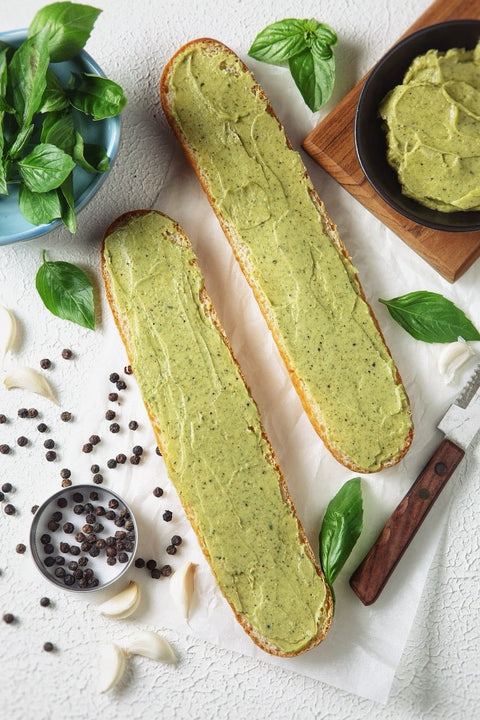 Basil Pesto Garlic Bread Loaf